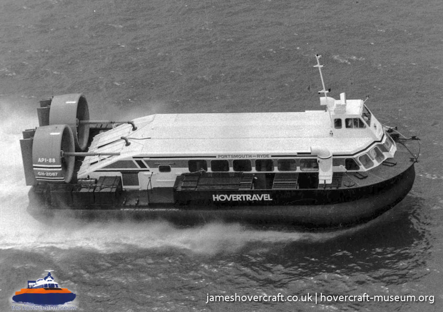 AP1-88 hovercraft on the Solent -  (credit: The <a href='http://www.hovercraft-museum.org/' target='_blank'>Hovercraft Museum Trust</a>).